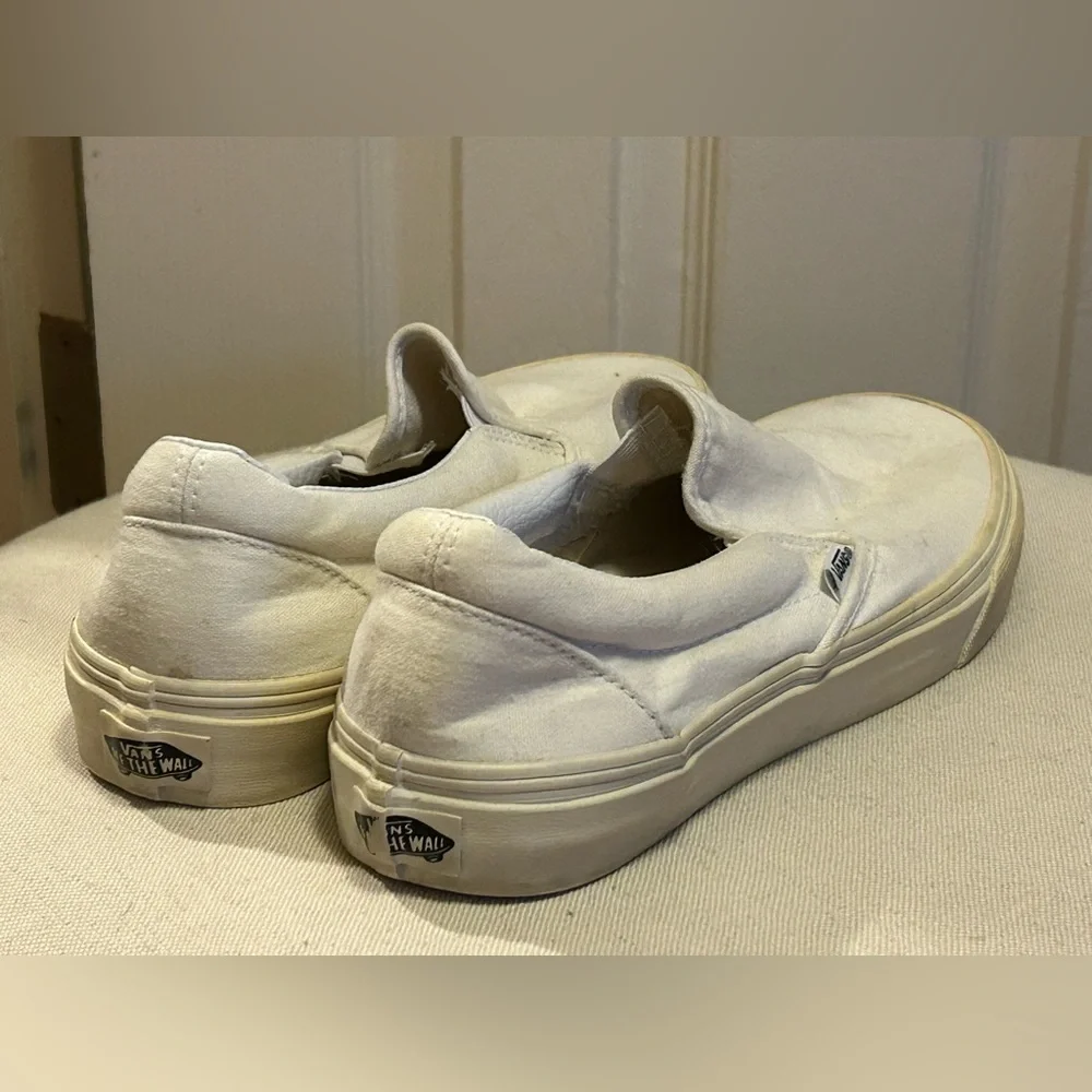 Vans White Classic Slip-On Skateboarding Skater Casual Sneaker Streetwear Shoe